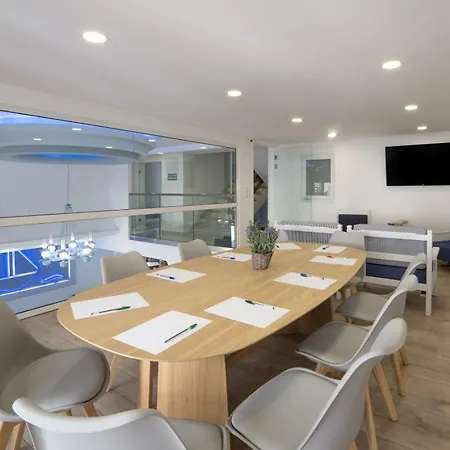 Hotel Naiades Marina 3*