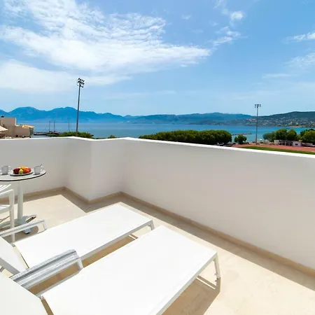Naiades Marina Hotel 3*