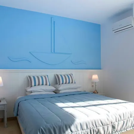 Naiades Marina (adults Only)